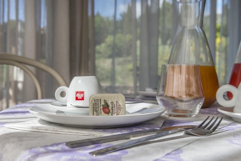 Hotel Il Cavallino Blu 渥尔特拉 外观 照片